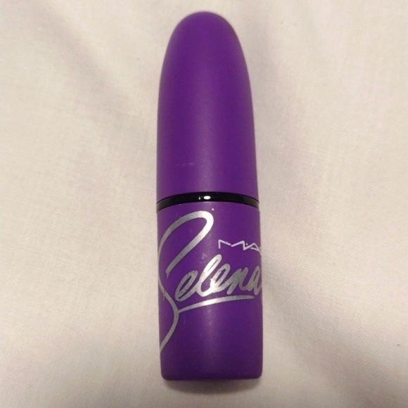 Mac Selena "Dark Side" - Picture 1 of 4